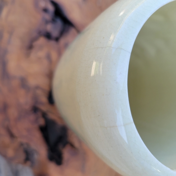 Royal Copley Vintage Tall Ivy Vase - Picture 3 of 5